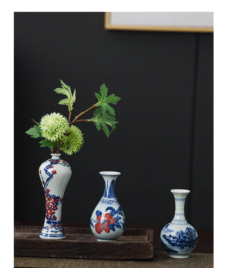 Gohobi Hand-painted Blue and White Porcelain Vase (Water and Mountains)