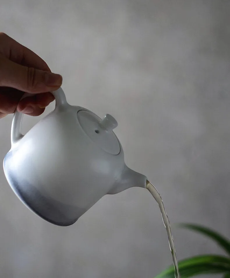 Gohobi Hand-painted Blue Mountain Teapot
