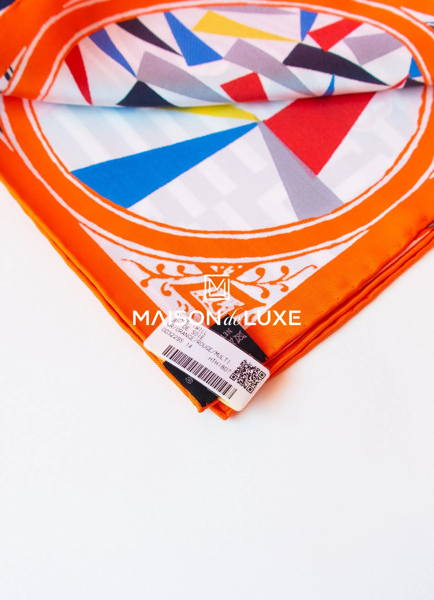 Hermes "Jeu de Soie" Orange Twill Silk 90 cm Scarf