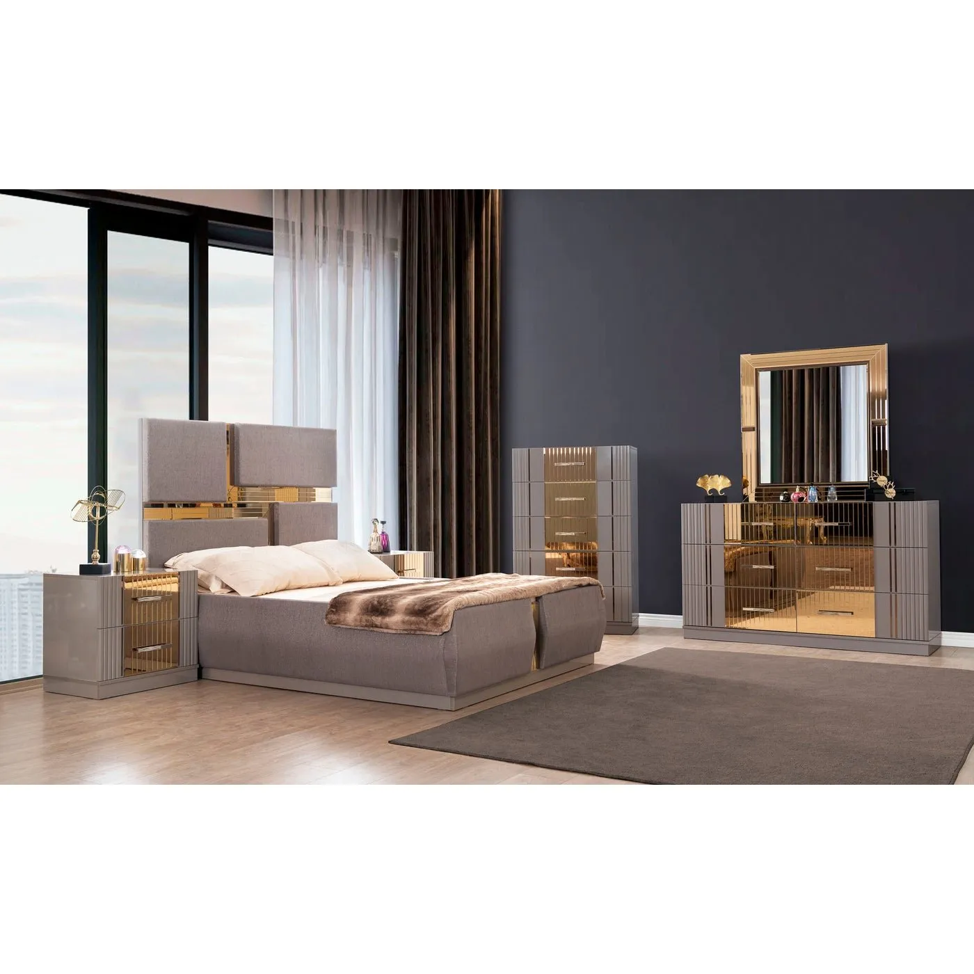 Lorenzo Collection Chest